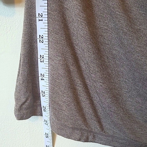 Studio M Rouched Top, Size Medium - Picture 7 of 9